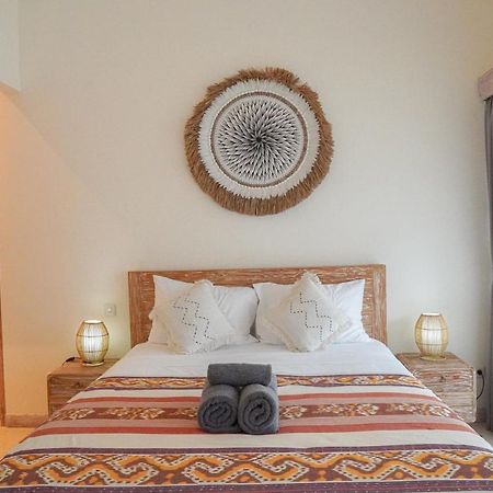 Villa White Karma Seminyak Esterno foto