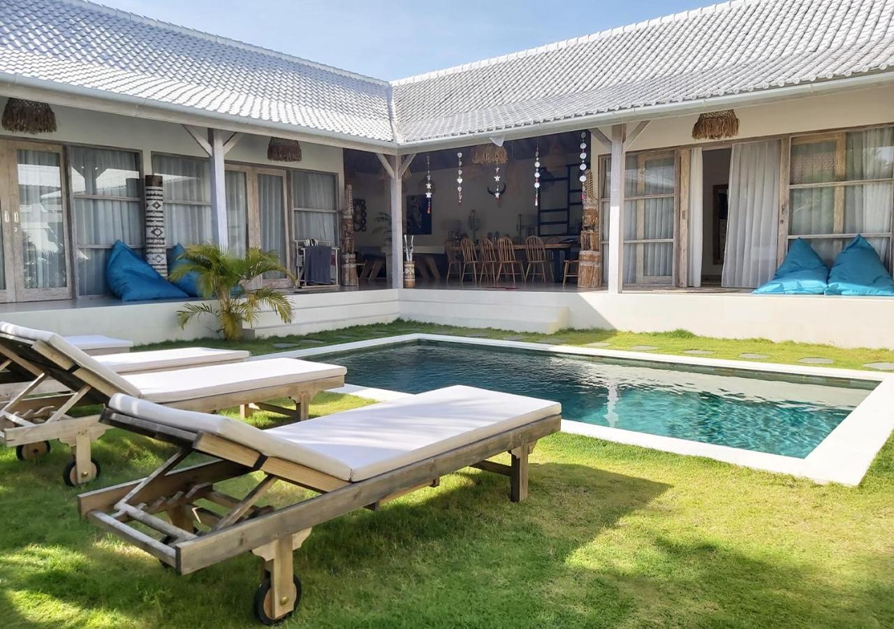Villa White Karma Seminyak Esterno foto